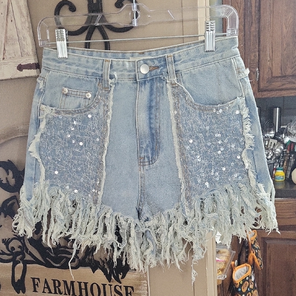 POL Frayed Denim Shorts with Sequin Accents. NEVER WORN!
